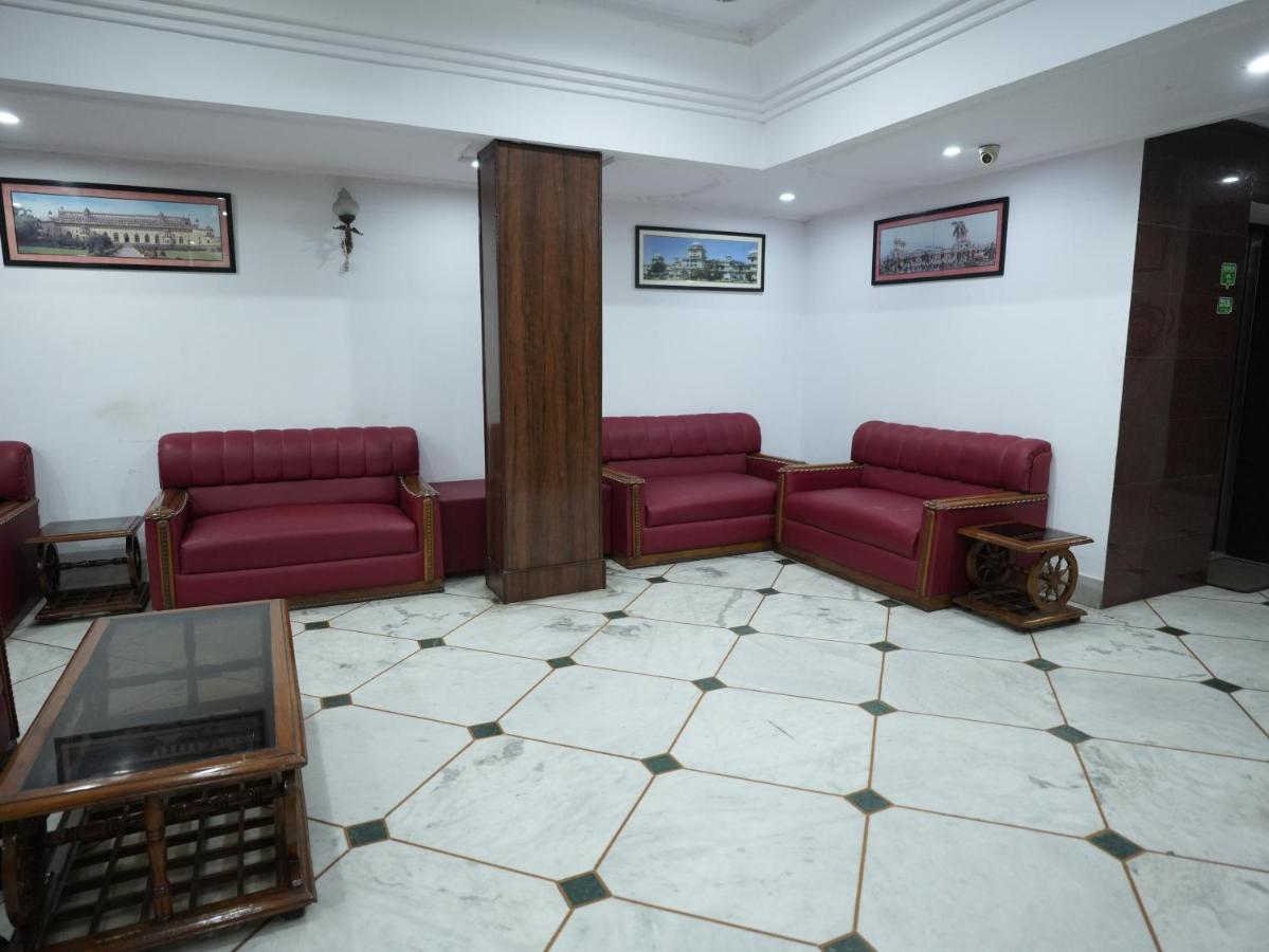 Vishwanath 2* Lucknow